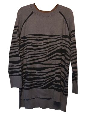 Lysse Women Gray Black Zebra Print Crewneck Sweater Raglan Sleeve L 24544